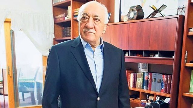 Gülen'in pasaportundaki meslek detayı!