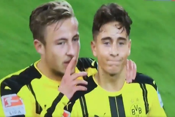 Emre Mor, 1.90'lık rakibini yere serdi ve...