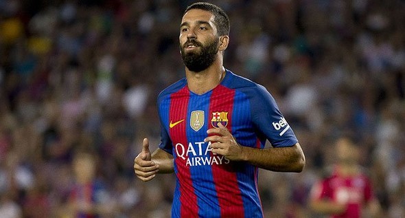 Arda Turan, Messi-Neymar-Suarez 3'lüsünü solladı