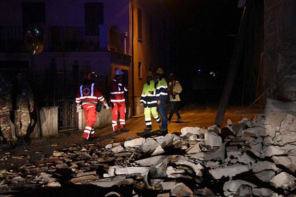 İtalya'da üst üste iki deprem