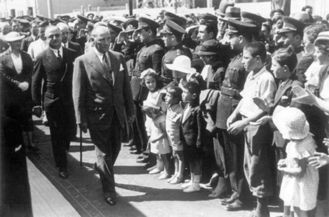 Atatürk'ün bilinmeyen fotoğrafları