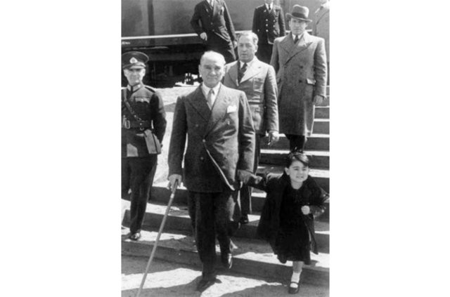 Atatürk'ün bilinmeyen fotoğrafları