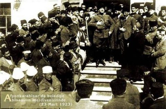 Atatürk'ün bilinmeyen fotoğrafları