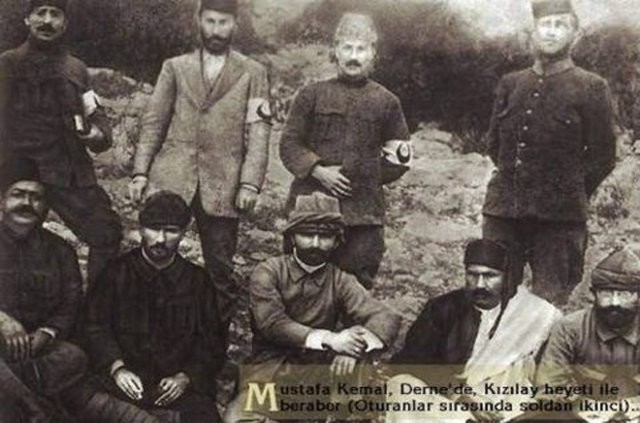 Atatürk'ün bilinmeyen fotoğrafları