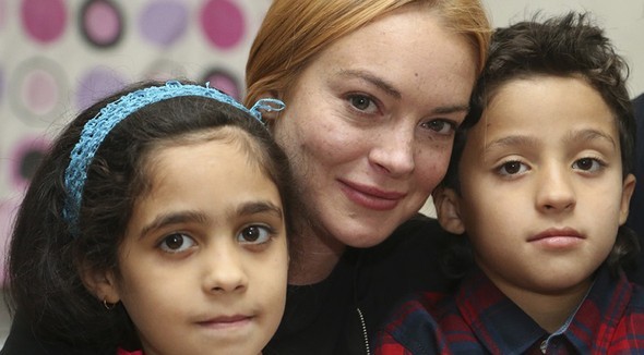 Lindsay Lohan'ın Bodrum'da parmağı koptu!