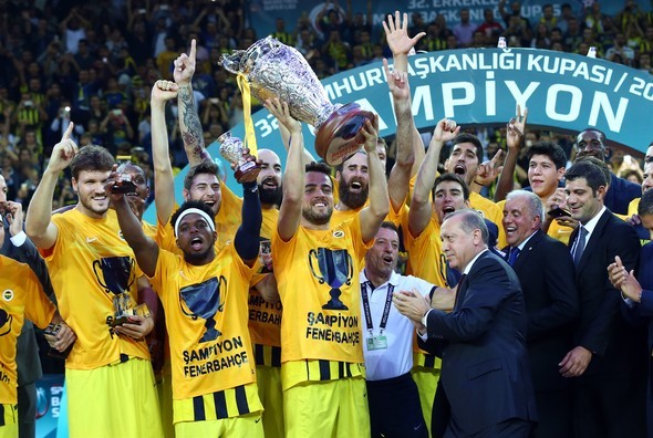 Fenerbahçe'nin kupa coşkusu