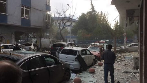 İstanbul'da şiddetli patlama! İlk görüntüler