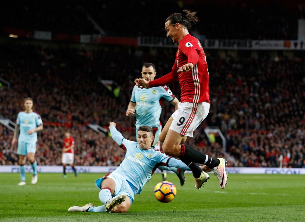 Manchester, Kadıköy'e sürünerek geliyor