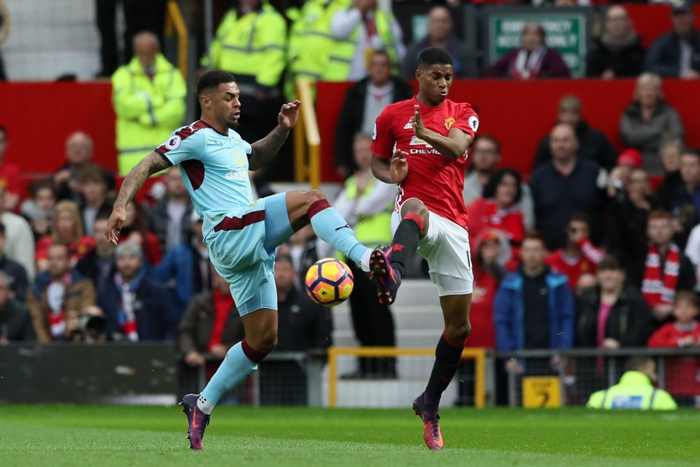 Manchester, Kadıköy'e sürünerek geliyor