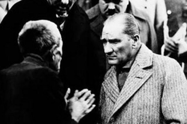 Ünlülerin 10 Kasim'da Atatürk paylaşımları