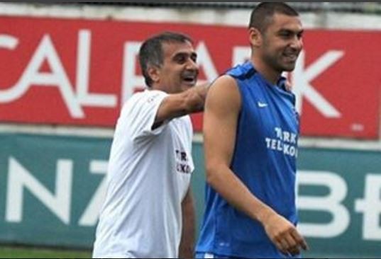 Burak Yılmaz, Beşiktaş'a mı geliyor?