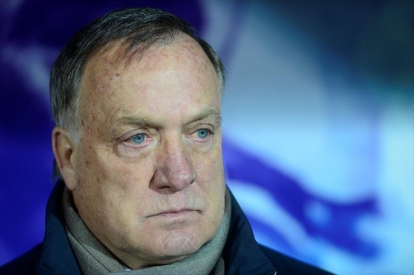 Advocaat hangi futbolcunun biletini kesti