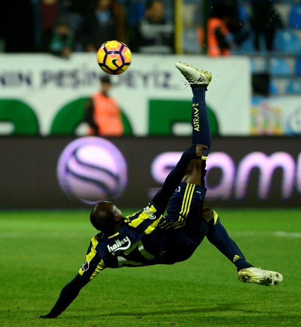 Moussa Sow'un hat-trick'i sosyal medyayı salladı