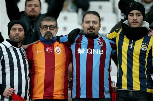 Vodafone Arena'da polis üçlü çektirdi