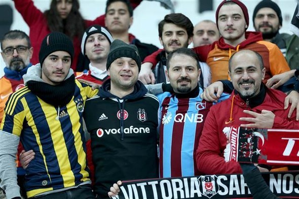 Vodafone Arena'da polis üçlü çektirdi