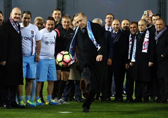 Trabzonspor'un yeni stadına muhteşem açılış