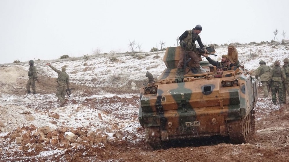 Türk ordusunun El Bab'daki ilerleyişi  görüntülendi