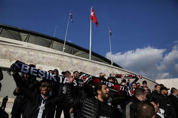 Beşiktaş taraftarı Kadıköy'e böyle geldi