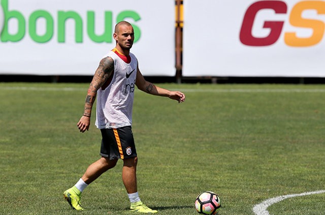 Ve Sneijder satılıyor