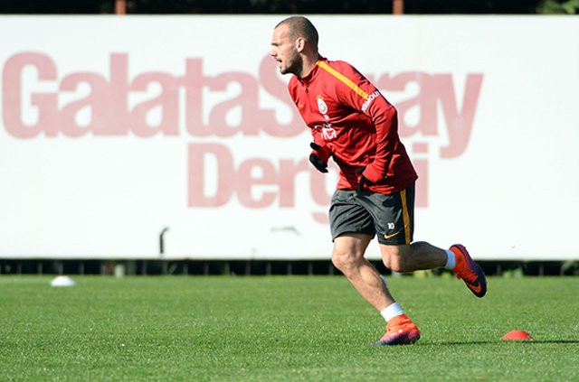 Ve Sneijder satılıyor