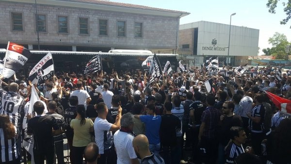 Beşiktaş'ta şampiyonluk kutlaması