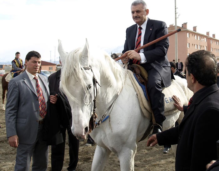 Binali Yıldırım'ın bilinmeyen yönleri