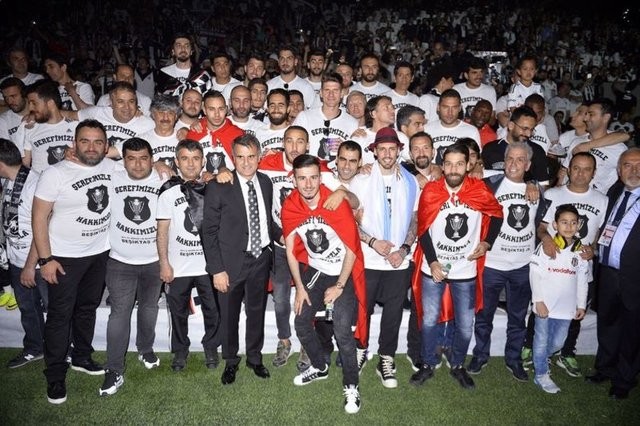 Beşiktaş kupasına kavuştu