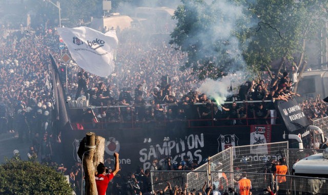 Beşiktaş kupasına kavuştu