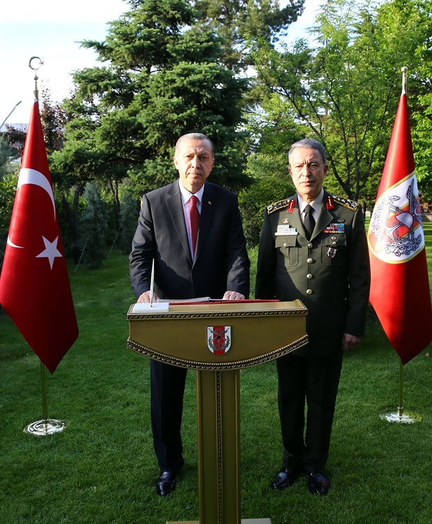 Nobel Ödülü Anıtkabir'de