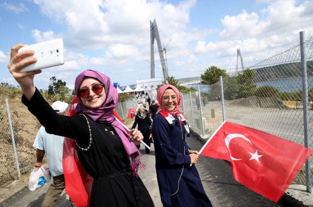 3. Köprü açılış töreninden renkli görüntüler