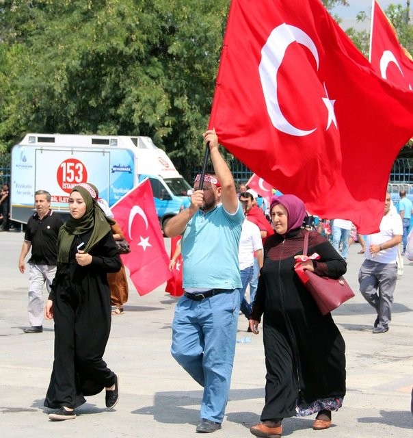 'Demokrasi ve Şehitler' mitinginden müthiş görüntüler