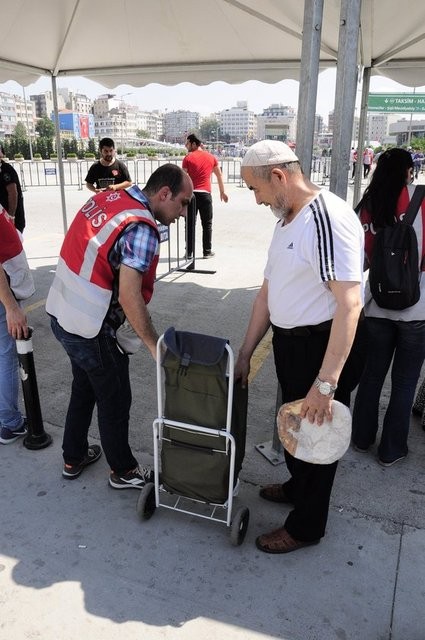 'Demokrasi ve Şehitler' mitinginden müthiş görüntüler