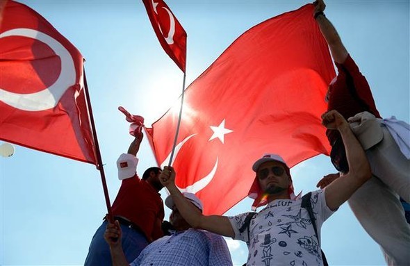 'Demokrasi ve Şehitler' mitinginden müthiş görüntüler