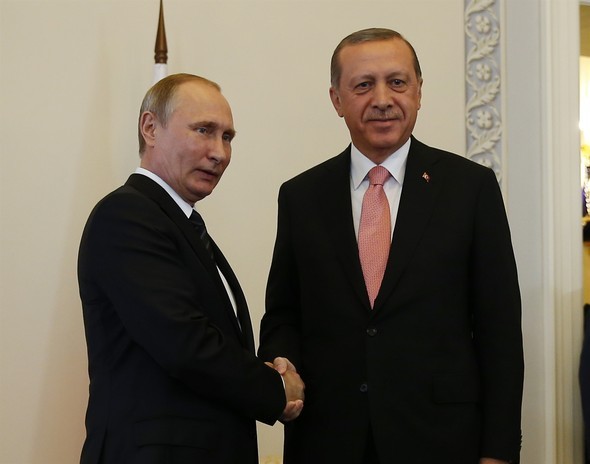 Erdoğan Rusya'da Putin ile görüştü