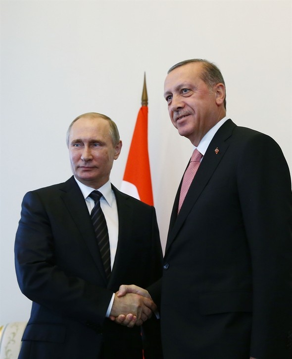 Erdoğan Rusya'da Putin ile görüştü