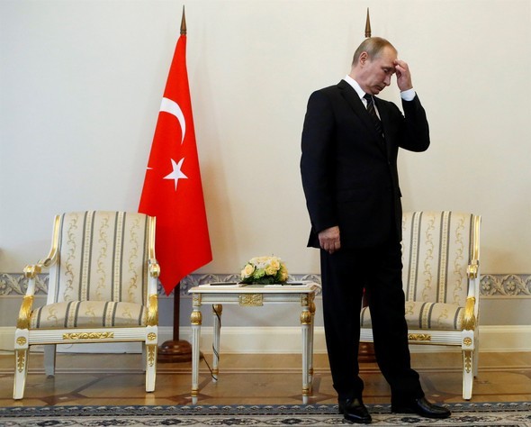 Erdoğan Rusya'da Putin ile görüştü