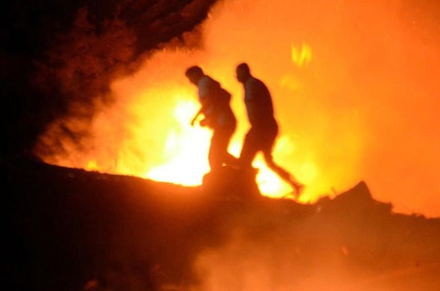 Bodrum'daki yangın söndürülemiyor!