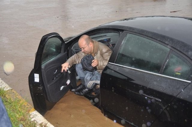 Trabzon'da sel felaketi: 2 ölü