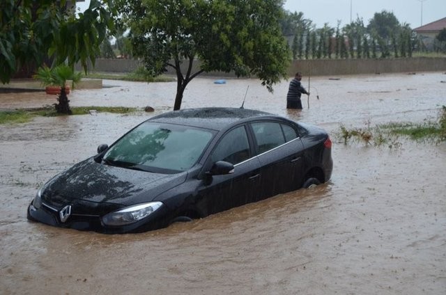 Trabzon'da sel felaketi: 2 ölü