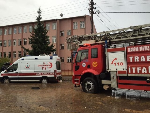 Trabzon'da sel felaketi: 2 ölü