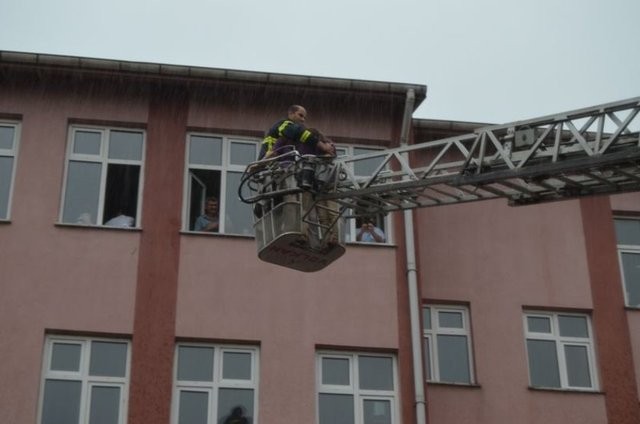 Trabzon'da sel felaketi: 2 ölü