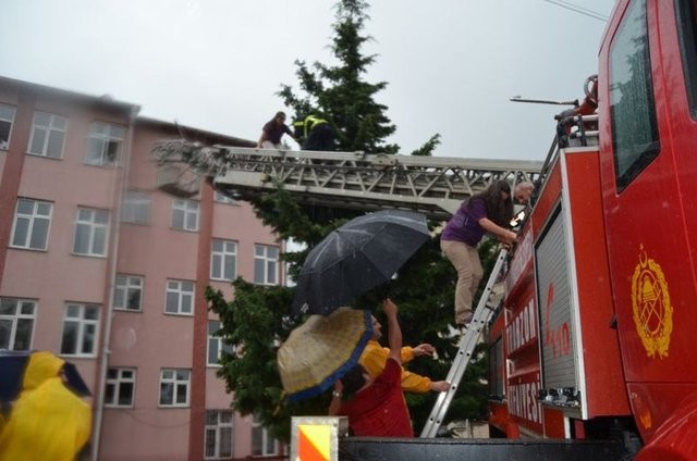 Trabzon'da sel felaketi: 2 ölü