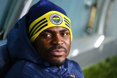 Fenerbahçe'ye Emenike şoku!