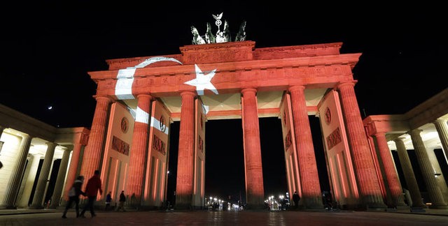 Almanya'dan Türkiye'ye büyük destek