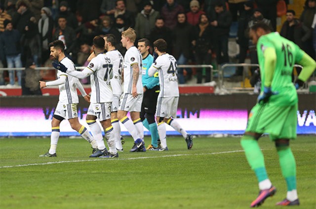 Fenerbahçe yönetiminden futbolculara olay suçlama!