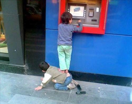 İşte dünyanın en enteresan ATM'leri!