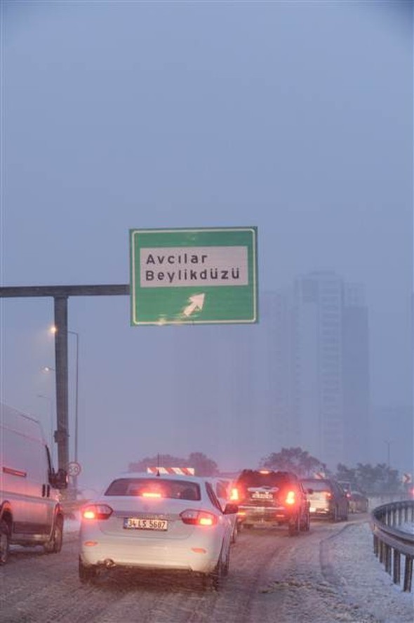 'Beyaz İstanbul'dan muhteşem kareler