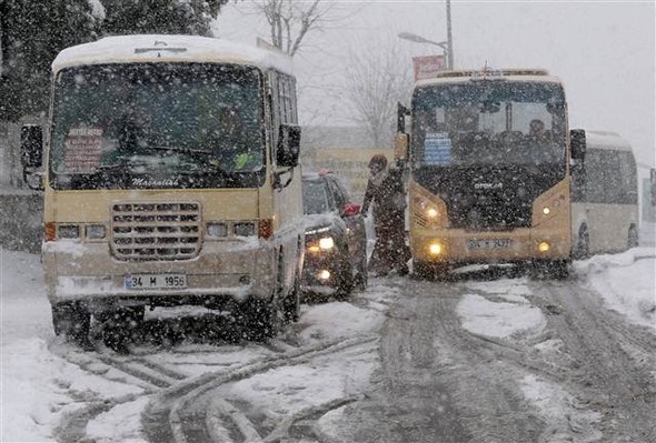 'Beyaz İstanbul'dan muhteşem kareler