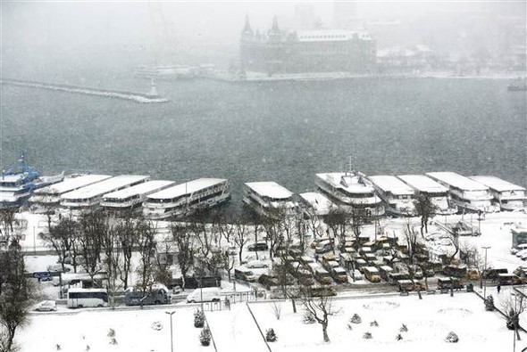 'Beyaz İstanbul'dan muhteşem kareler