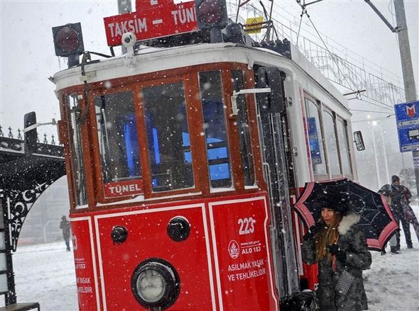 'Beyaz İstanbul'dan muhteşem kareler